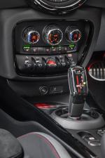 Mini John Cooper Works Clubman 2019 года (ZA)